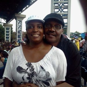 Meet your Posher, April